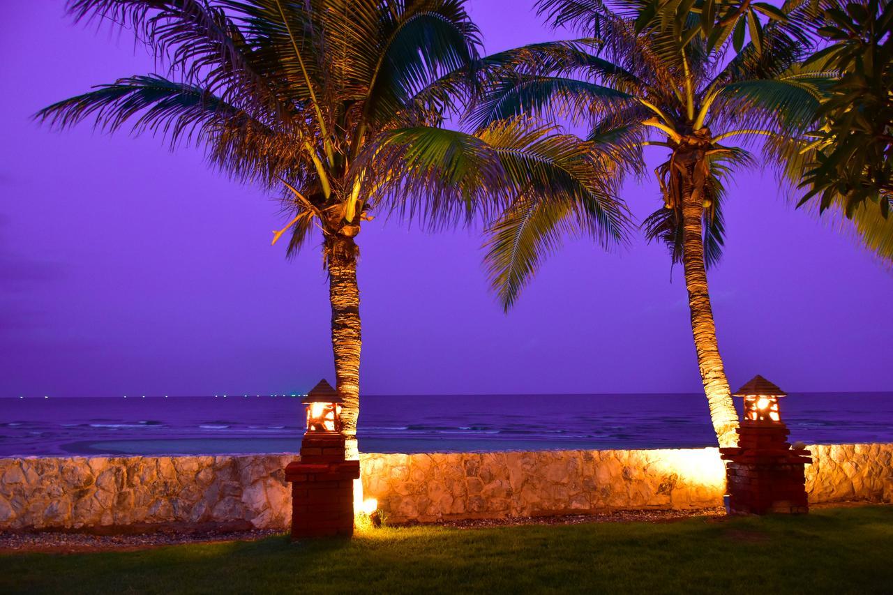 Sea Memories White Sand Beach Hotel Hua Hin Exterior photo