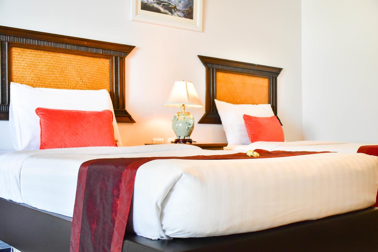 Sea Memories White Sand Beach Hotel Hua Hin Exterior photo