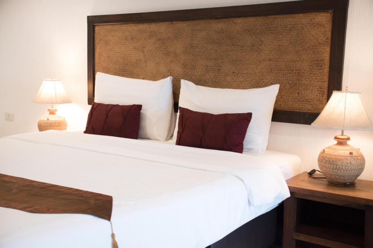Sea Memories White Sand Beach Hotel Hua Hin Exterior photo
