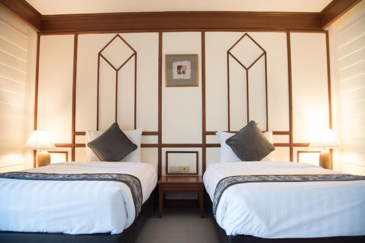 Sea Memories White Sand Beach Hotel Hua Hin Exterior photo