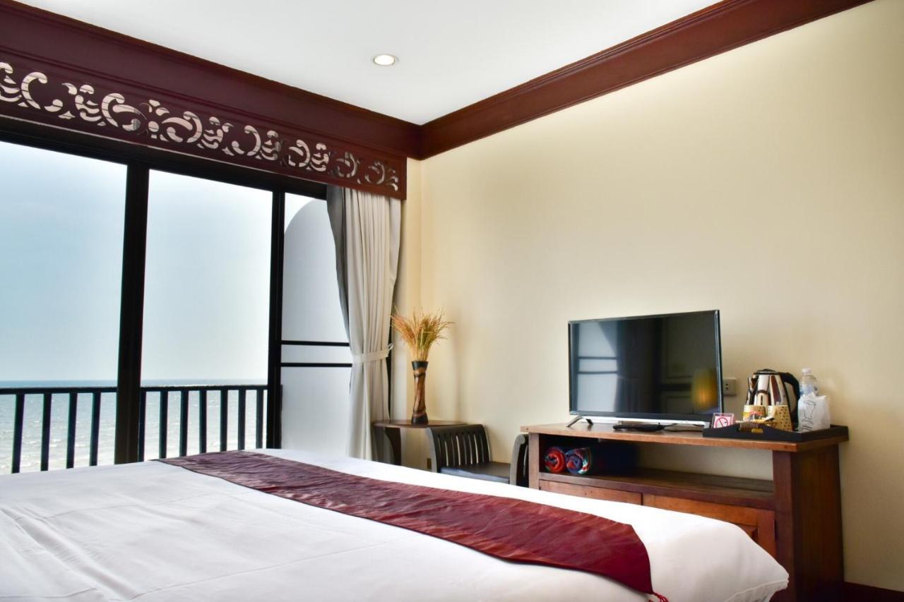 Sea Memories White Sand Beach Hotel Hua Hin Exterior photo